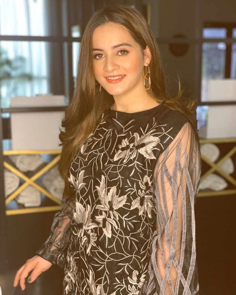 Aiman Khan2