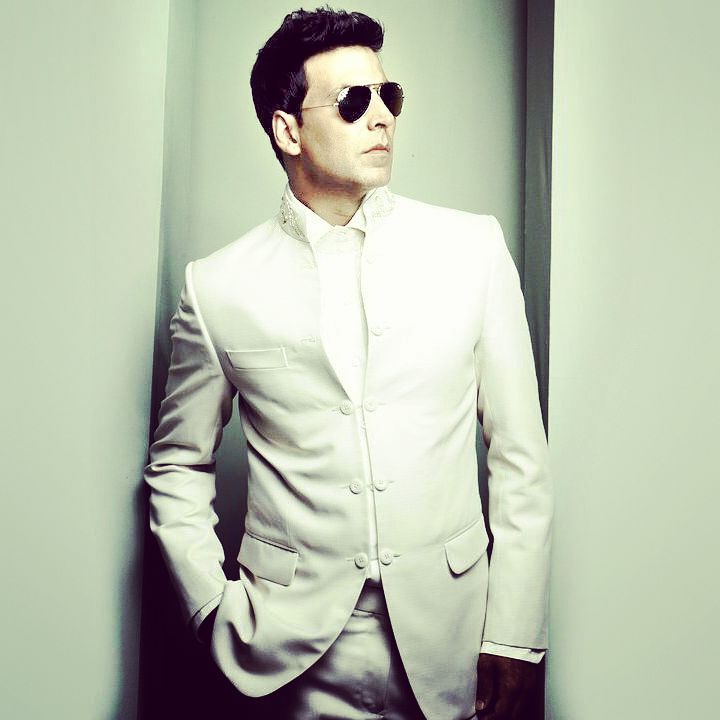 Akshay Kumar height