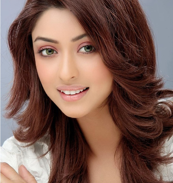 Payal Ghosh Age and Beauty