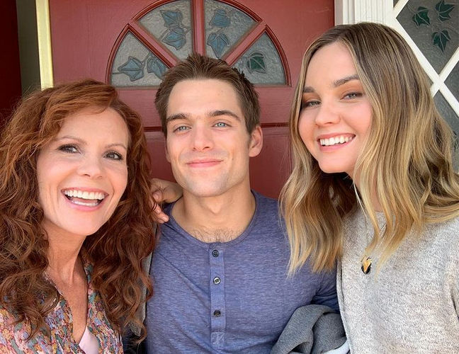 Robyn Lively Family