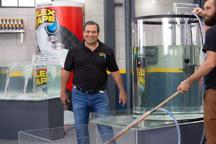 Phil Swift Net Worth