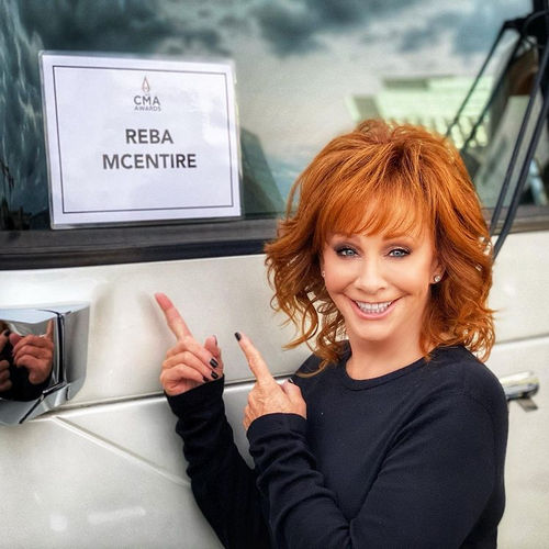 Reba McEntire Bio