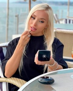 Daniella Chavez | Model and Social Media Star - Megastarsbio.com