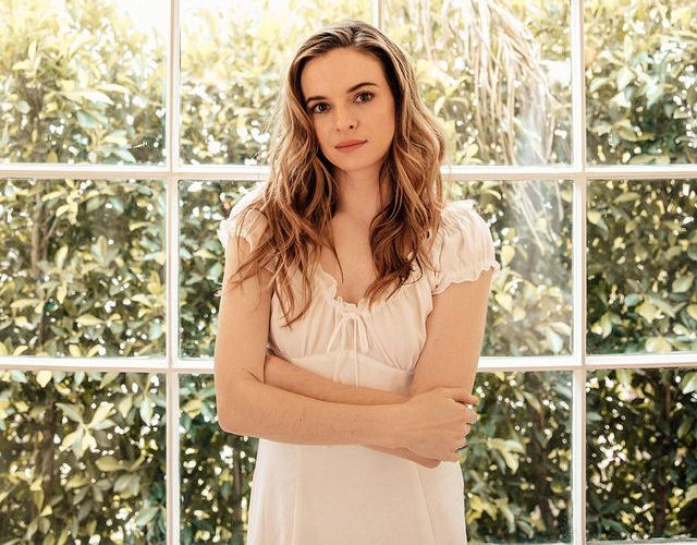 Danielle Panabaker Biography