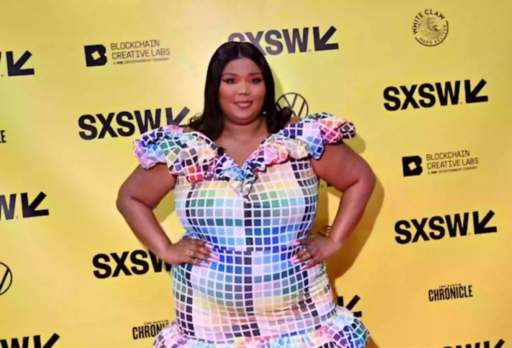 Lizzo looks beautiful in her outfits
